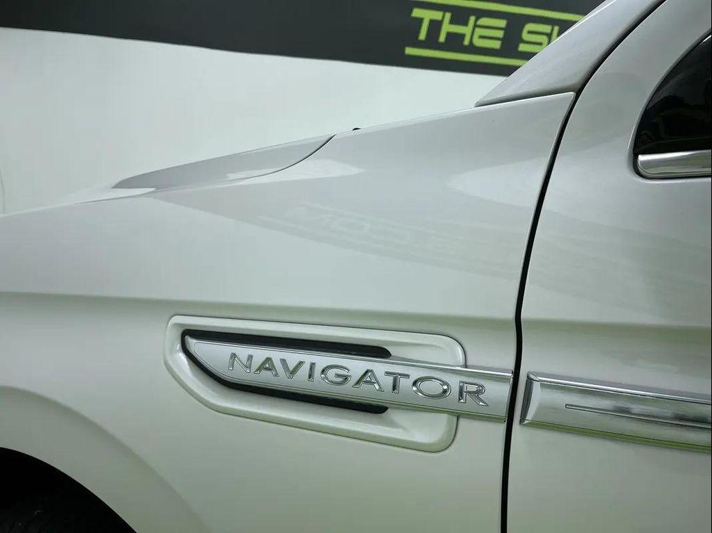 used 2019 Lincoln Navigator L car, priced at $32,988