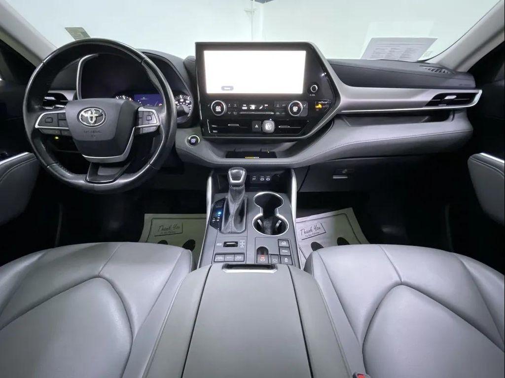 used 2023 Toyota Highlander car, priced at $37,488