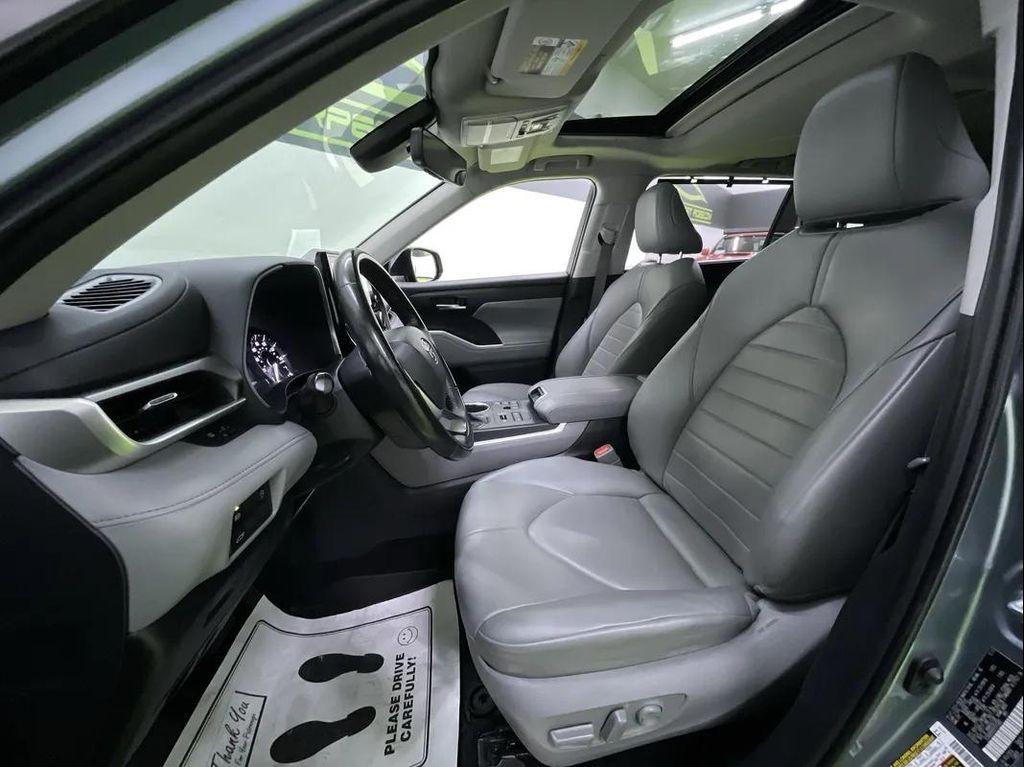 used 2023 Toyota Highlander car, priced at $37,488