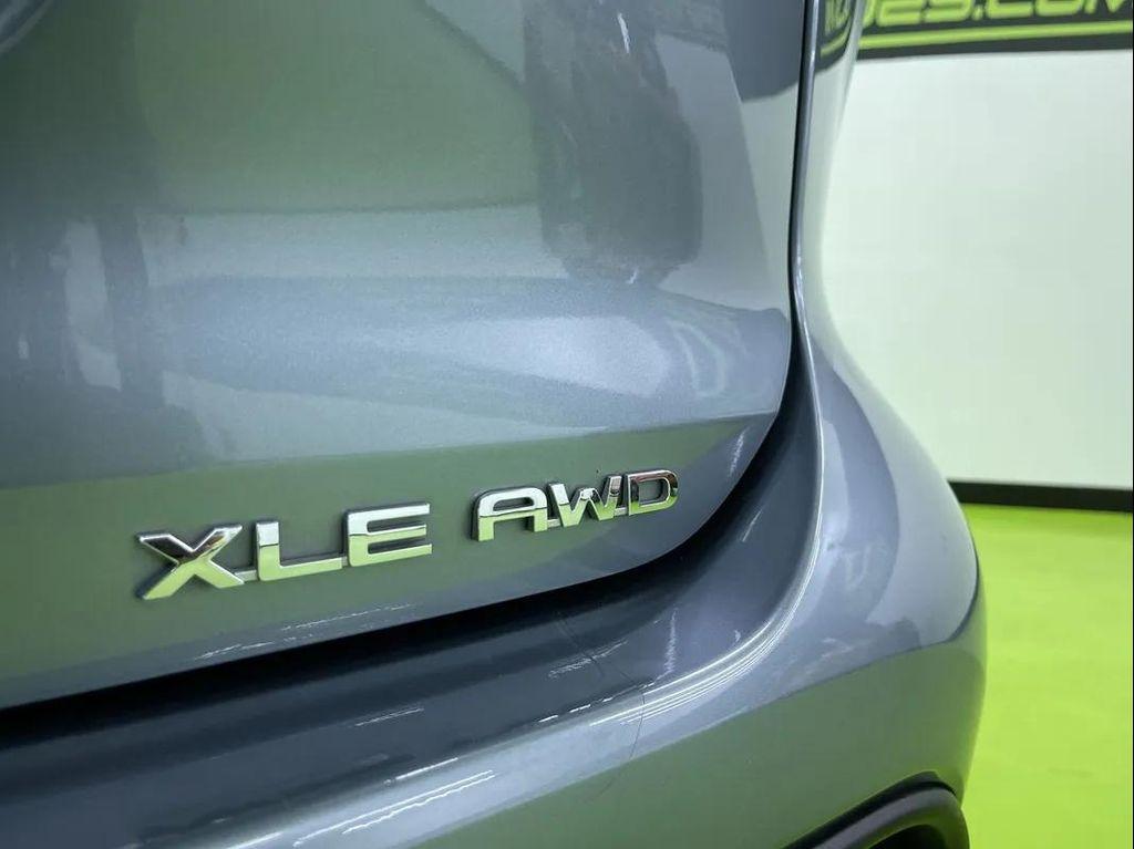 used 2023 Toyota Highlander car, priced at $37,488