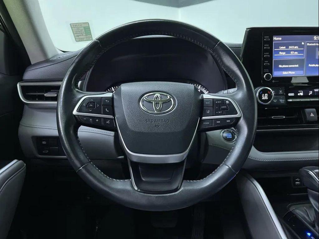 used 2022 Toyota Highlander car, priced at $28,988