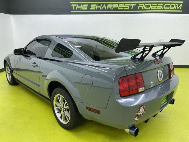 used 2005 Ford Mustang car