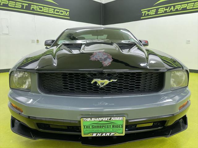 used 2005 Ford Mustang car