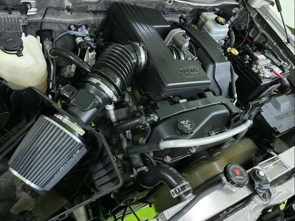 used 2006 Hummer H3 car, priced at $3,988