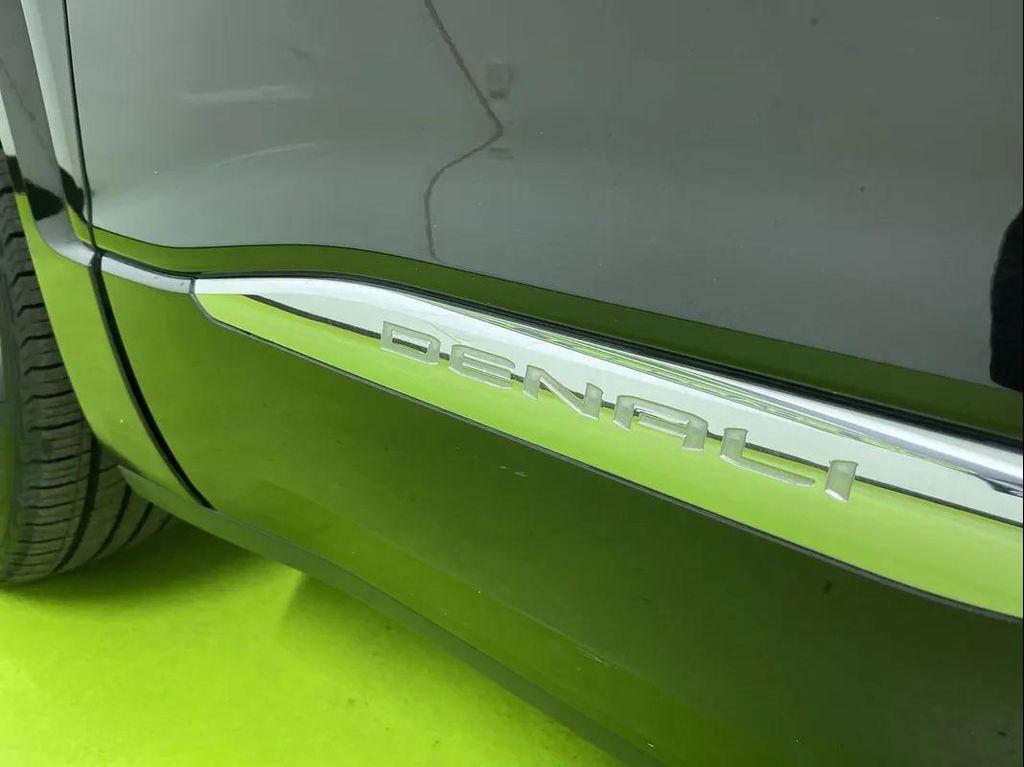 used 2023 GMC Acadia car, priced at $27,988