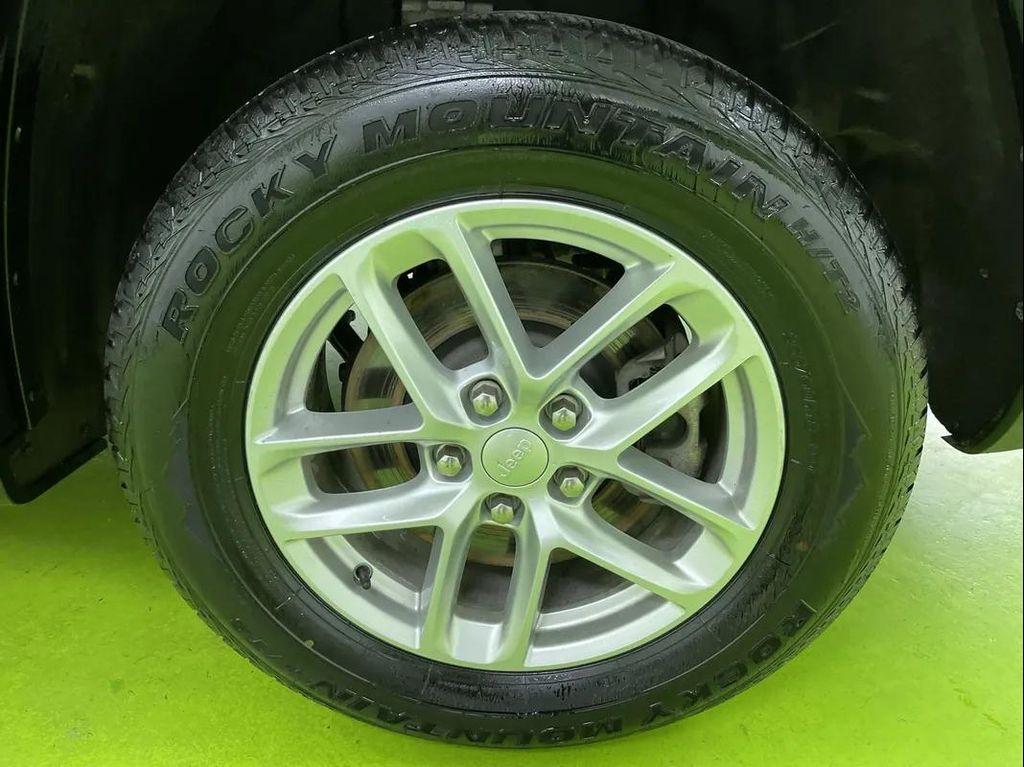 used 2023 Jeep Grand Cherokee L car, priced at $24,488