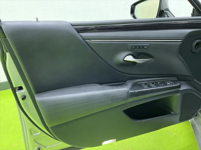 used 2021 Lexus ES 350 car, priced at $28,988