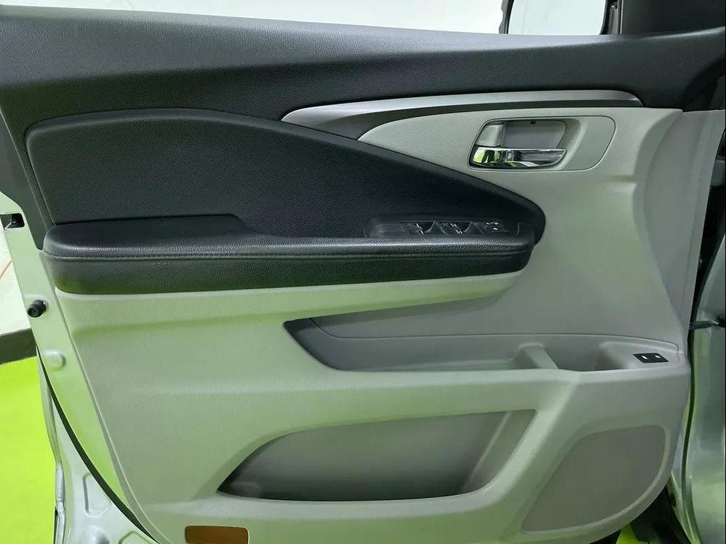 used 2016 Honda Pilot car, priced at $19,988