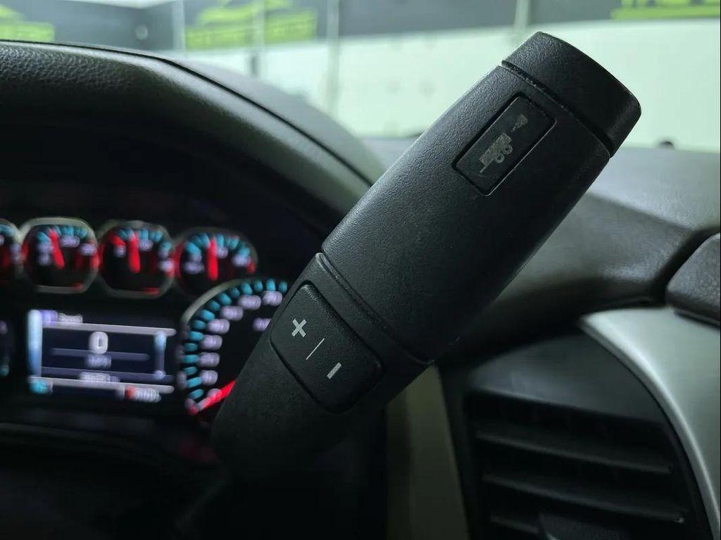 used 2020 GMC Yukon XL car, priced at $26,988