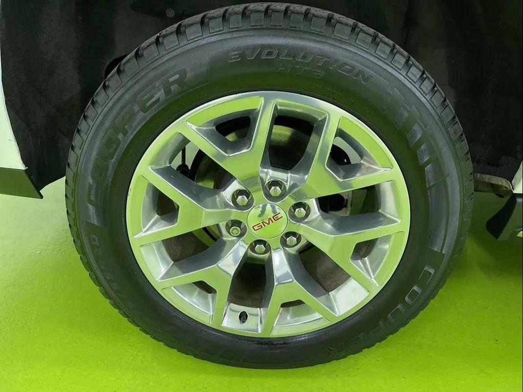 used 2020 GMC Yukon XL car, priced at $26,988