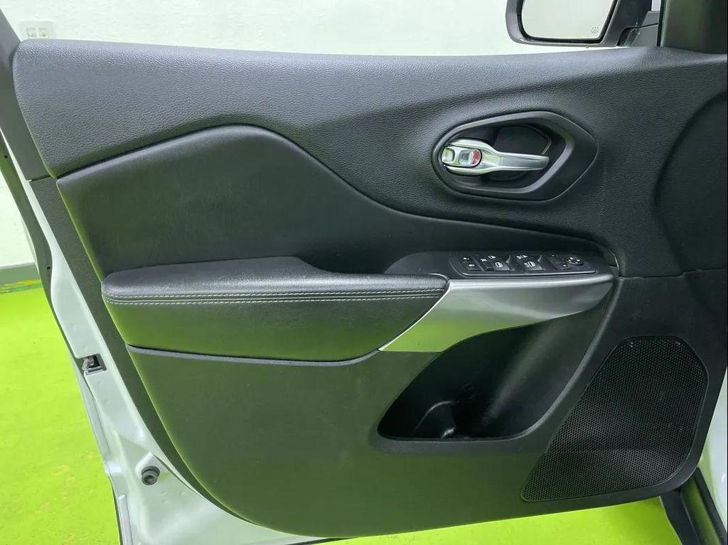 used 2020 Jeep Cherokee car, priced at $19,988