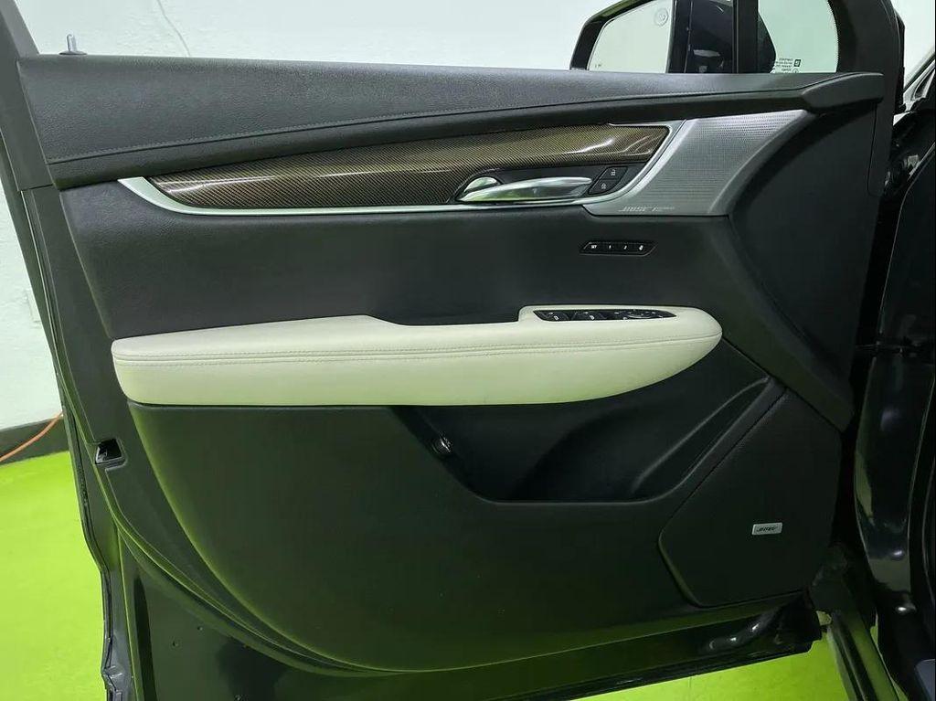 used 2020 Cadillac XT6 car, priced at $27,988
