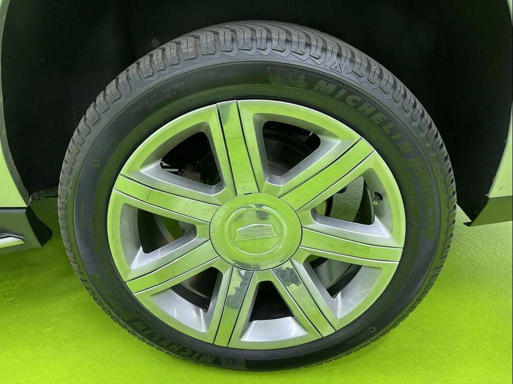 used 2017 Cadillac Escalade ESV car, priced at $25,988