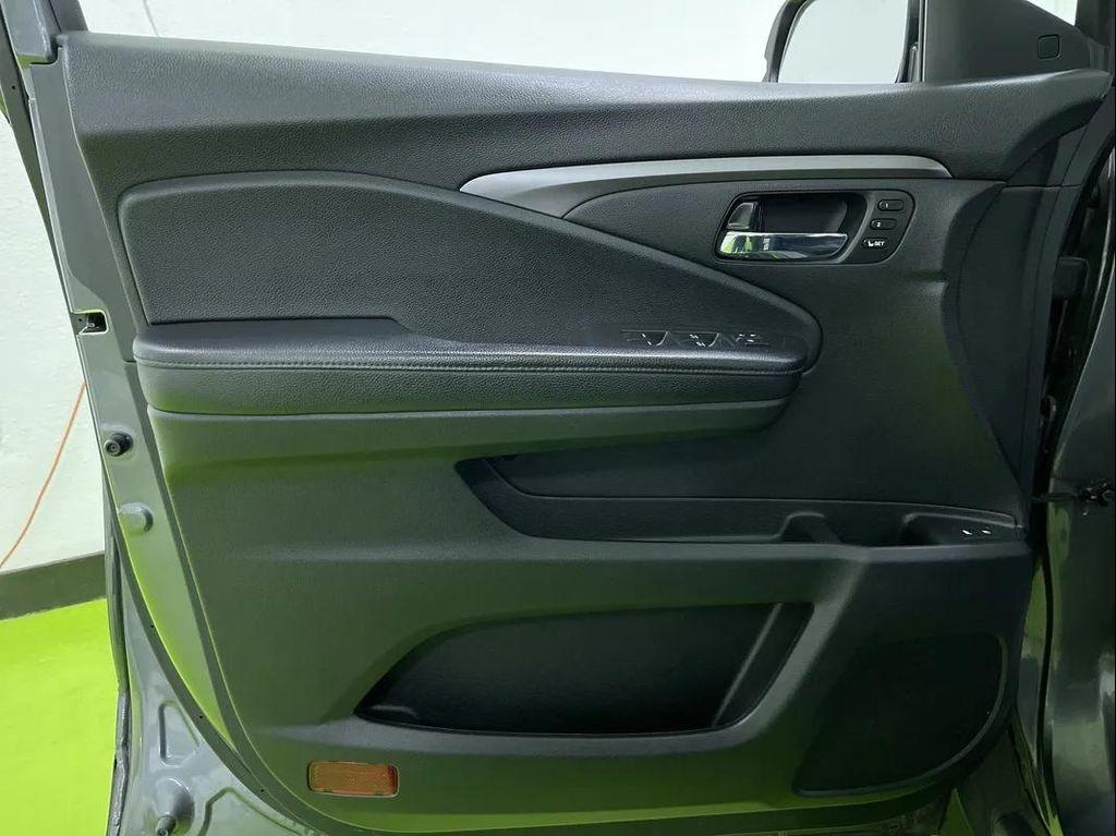 used 2021 Honda Pilot car, priced at $23,988