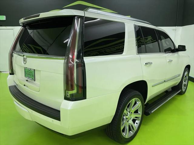 used 2015 Cadillac Escalade car, priced at $23,988