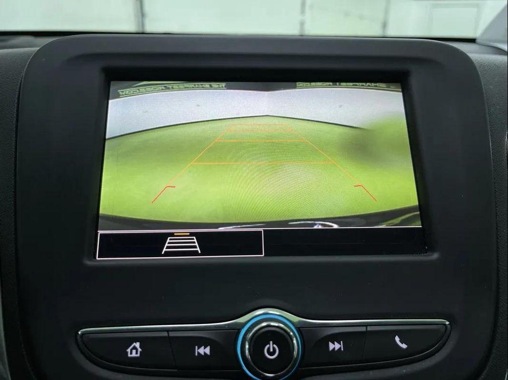 used 2023 Chevrolet Equinox car, priced at $18,988