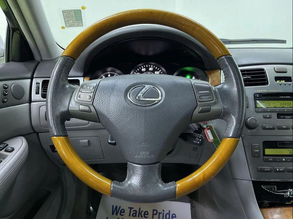 used 2005 Lexus ES 330 car, priced at $8,988