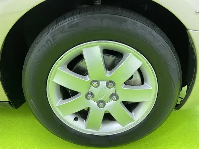 used 2006 Ford Five Hundred car, priced at $2,988