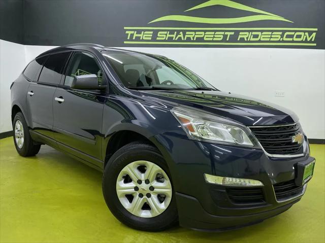 used 2015 Chevrolet Traverse car, priced at $13,988