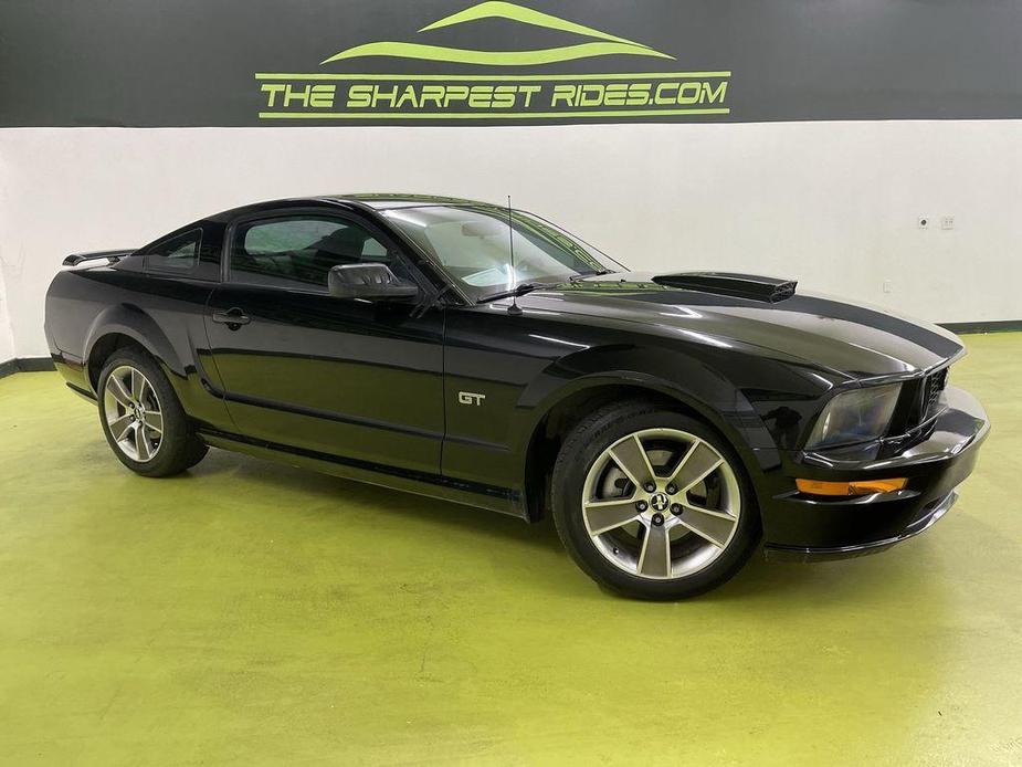 used 2008 Ford Mustang car