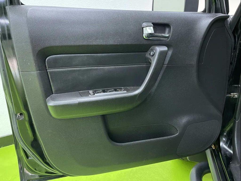 used 2006 Hummer H3 car, priced at $5,988