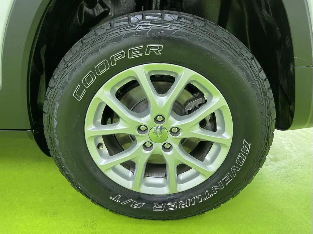 used 2015 Jeep Cherokee car, priced at $11,988