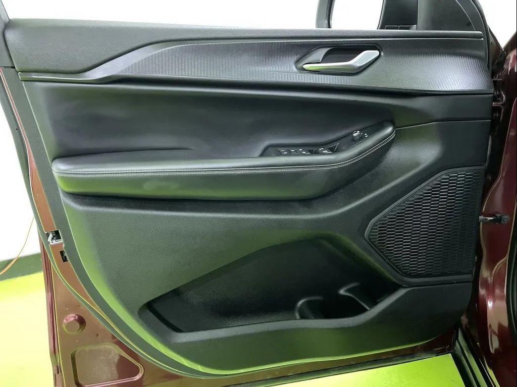 used 2023 Jeep Grand Cherokee L car, priced at $23,988