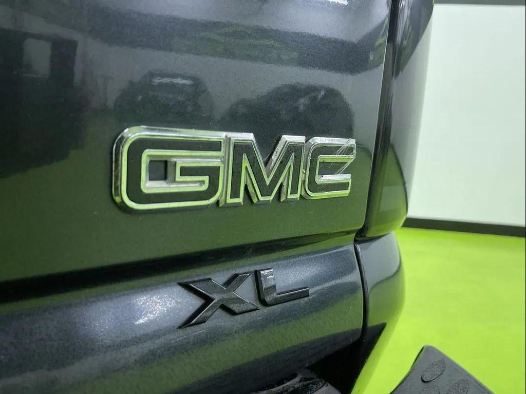 used 2003 GMC Yukon car, priced at $6,988