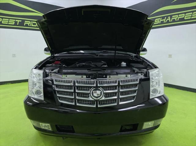 used 2013 Cadillac Escalade car, priced at $25,988