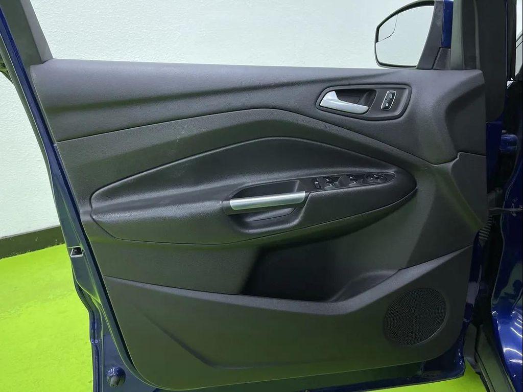 used 2015 Ford Escape car, priced at $4,988