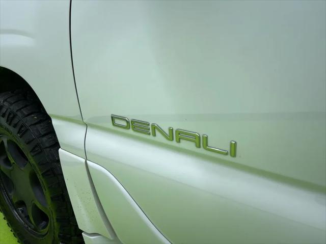 used 2005 GMC Yukon car, priced at $9,988