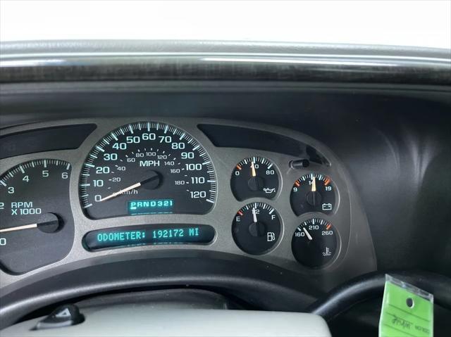 used 2005 GMC Yukon car, priced at $9,988