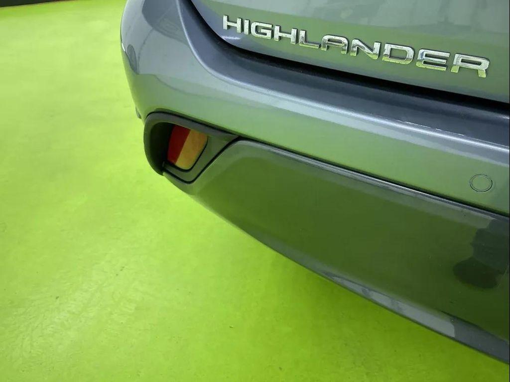 used 2021 Toyota Highlander car, priced at $36,988