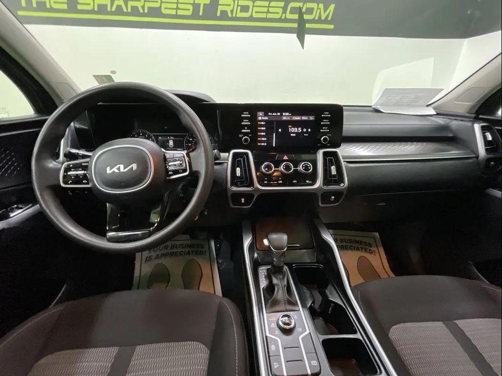 used 2022 Kia Sorento car, priced at $25,988