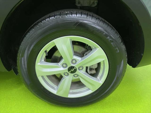 used 2022 Kia Sorento car, priced at $24,988