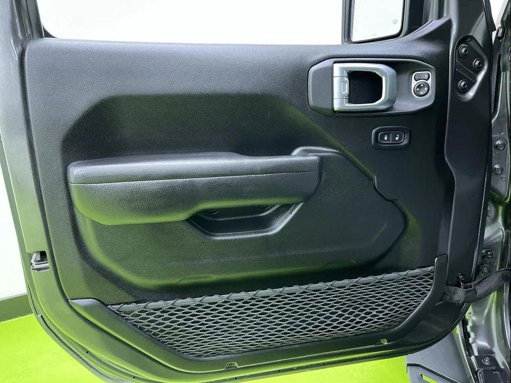 used 2023 Jeep Gladiator car, priced at $30,988