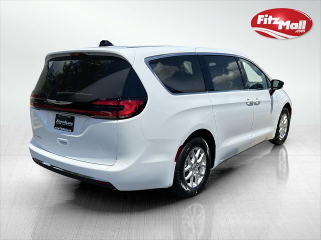 new 2024 Chrysler Pacifica car, priced at $38,335