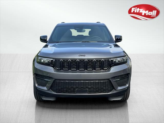 new 2024 Jeep Grand Cherokee car, priced at $44,629