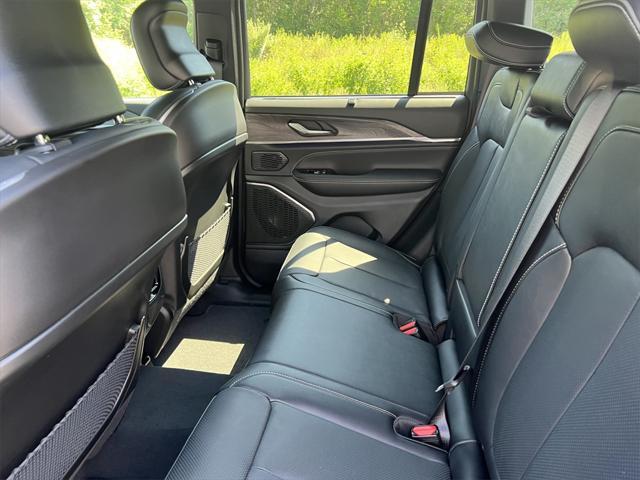 new 2024 Jeep Grand Cherokee car, priced at $57,999