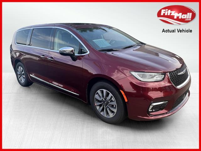 new 2023 Chrysler Pacifica Hybrid car, priced at $54,648