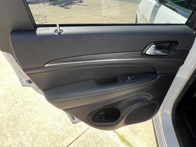 used 2021 Jeep Grand Cherokee car, priced at $29,899