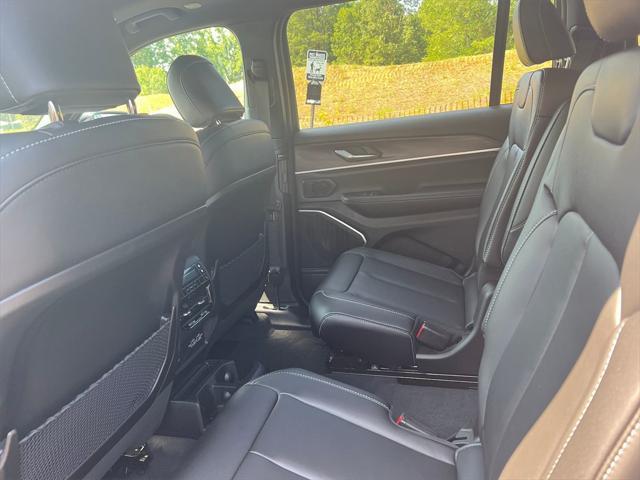 new 2025 Jeep Grand Cherokee L car, priced at $50,090