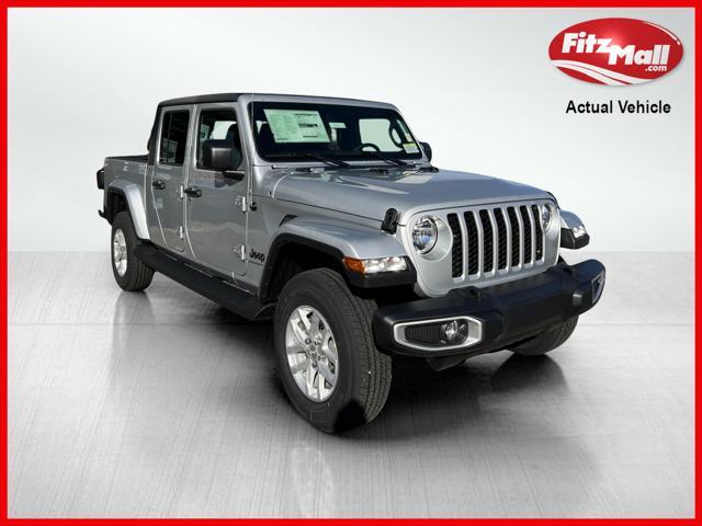 new 2023 Jeep Gladiator car, priced at $42,423