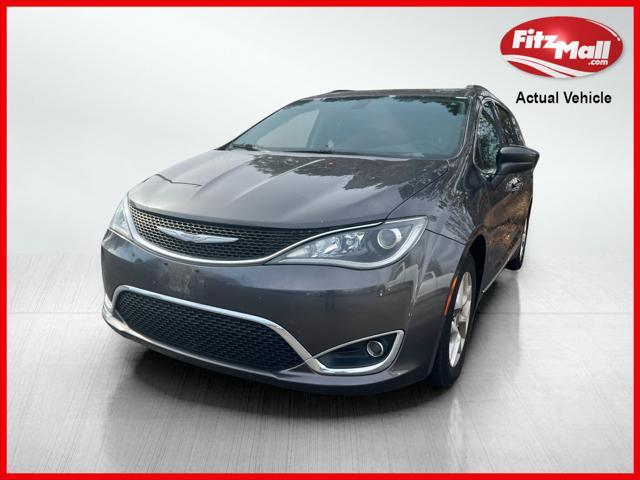 used 2017 Chrysler Pacifica car, priced at $13,899