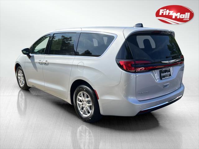 new 2024 Chrysler Pacifica car, priced at $38,511