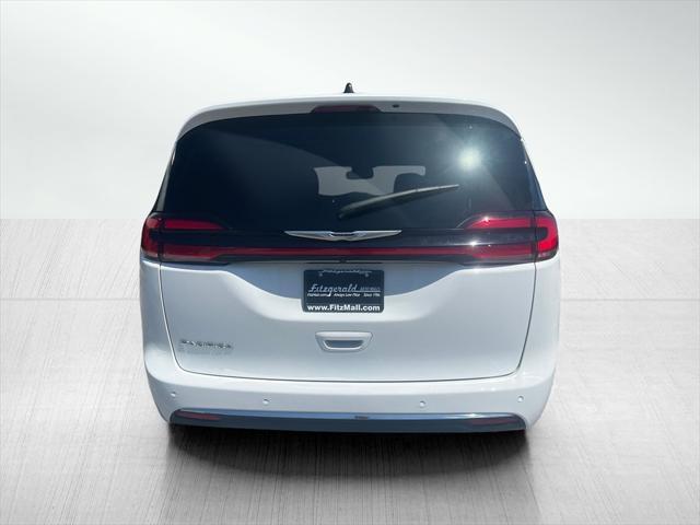 used 2024 Chrysler Pacifica car, priced at $31,899