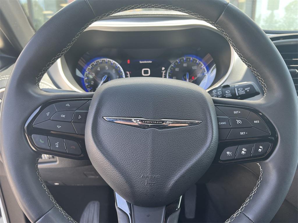 used 2024 Chrysler Pacifica car, priced at $28,999