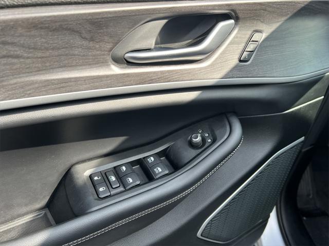 used 2021 Jeep Grand Cherokee L car, priced at $32,899
