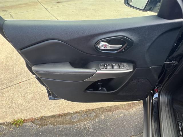 used 2022 Jeep Cherokee car, priced at $29,999