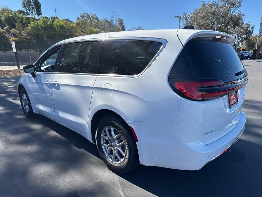 new 2026 Chrysler Pacifica car, priced at $44,435